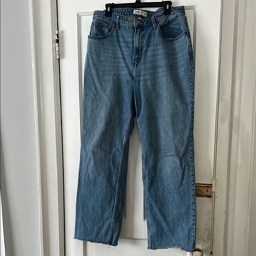 Abercrombie & Fitch Curve Love The 90’s Relaxed Jean High Rise Size 14L
